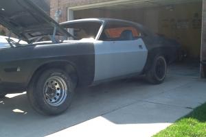 1970 DODGE CHALLENGER  RUST FREE PROJECT CAR