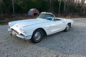 1962 CHEVY CORVETTE RUNS AND DRIVES GREAT 4 SPEED 62 C1