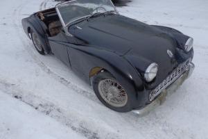 1957 TRIUMPH TR3 EARLY VERY SOLID CAR O/D WIRE WHEELS NO ROT NEEDS COMPLETION Photo