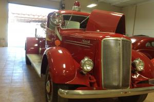 1945 Mack Truck Photo