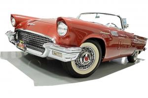 57 T-Bird Roadster two top 312 auto rare color wire wheels detailed chassis nice