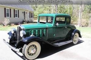 1932 Green with Black Fenders! Mohhair Interior Totally Restored Great Driver Photo