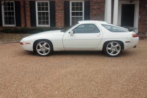 1987 Porsche 928 S4 White with Burgundy leather Exceptionally clean 93K miles. Photo