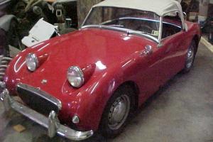 LQQK 1961 AUSTIN HEALEY SPRITE ,RED BUGEYE, RUNS AND DRIVES GREAT L@@K Photo