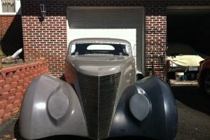 1937 ford OZE