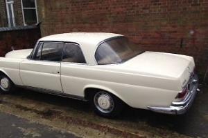 CLASSIC MERCEDES 220 SEB COUPE 1961 RHD RARE MANUEL GEARBOX Photo