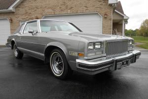 1977 Buick Riviera Coupe 2-Door 5.7L 350 V8 Two Tone Paint Sunroof 56K Miles! Photo