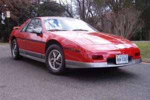 1985 Pontiac Fiero GT Coupe like new! 11K original. Photo