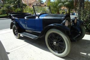 1920 Willys - Knight touring car Photo
