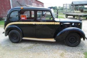 1958 Austin Taxi Cab Photo