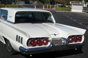 1960 Ford Thunderbird Hardtop 2-Door 5.8L White on Red