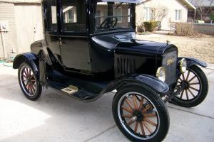 1924 FORD MODEL T COUPE HIGHBOY