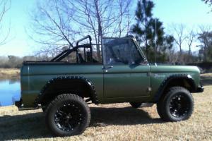 1966 Ford Bronco Restored 6 Cyl, 200 CID, Clifford Performance specs Photo
