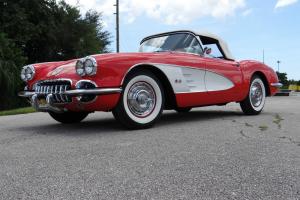 RED RED WHITE COVE REAL FUELIE FOUR SPEED NICE ROADSTER!! Photo