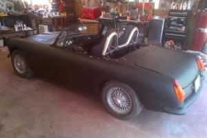 1972 MGB Modified Fun Head Turner - What is that?
