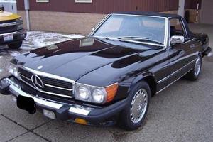 1989 MERCEDES 560SL CONVERTIBLE The best one in museum quality  8,144 miles Photo