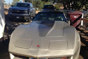 1982 CHEVROLET CHEVY CORVETTE CROSS FIRE COLLECTORS LIMITED EDITION T-TOP