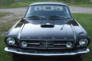 1964 1/2 FORD MUSTANG - **RESTORED** & ADDITIONAL 302 ENGINE & 13" TIRES