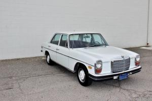 Mercedes-Benz : 200-Series Rare Barn Find-Extra Clean-Original-NO RESERVE