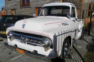 1953 Ford F100 Pick-Up Photo