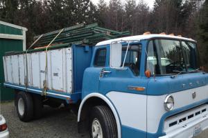 Other Makes : Ford F700 Cabover Stake bed dump Standard Photo