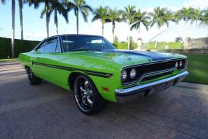 Plymouth : Road Runner 2 DOOR COUPE Photo