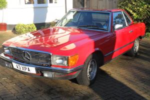 1984 MERCEDES 280 SL AUTO RED CONVERTIBLE (HARD & SOFT TOP) Photo