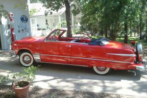 1951 Ford Convertible Photo