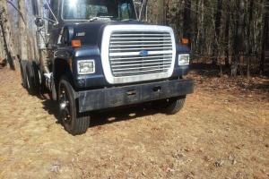Ford L9000 Tandem Axle Cummins Photo