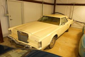 1977 Lincoln Mark V 2 Door Hardtop Coupe