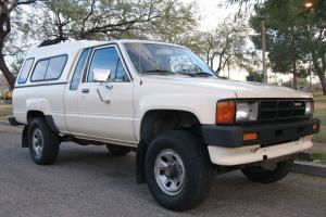 1986 TOYOTA 4X4 Xtra Cab Deluxe Pickup Truck EXCELLENT ORIGINAL CONDITION