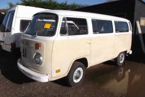 1972 VW  BAY WINDOW BUS CAMPER VAN DRY NEW MEXICO IMPORT 100% RUST FREE Photo