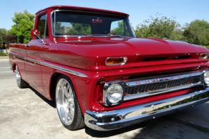 CUSTOM 1965 Chevy Short Bed Fleet Side