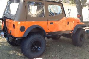 Jeep cj7 1985 highly modified with best of everything. Salvage title