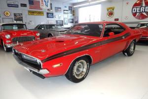 Challenger RT 440 6 Pack SUPER CLEAN, RESTORED, Strong, Straight & Needs Nothing Photo