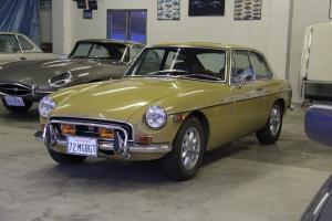 1972 MGB GT Hatchback Coupe with many extras! Photo