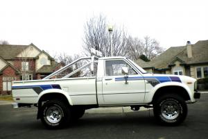 1981 Toyota pick up SR5 4x4 100% rust free