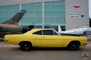 Plymouth : Road Runner 2dr coupe