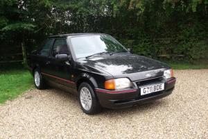 1990 FORD ESCORT XR3 I ONE GENTLEMAN OWNED FROM NEW ONLY 52.000 MILES SUPERB Photo