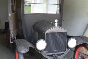 1922 Model T Coupe Photo