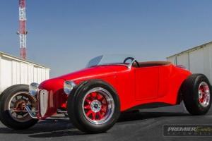 ** Ford Roadster ** Toyota Motor ** Hot Rod **