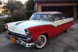 1955 Ford Crown Victoria (54 55 56 57) Photo