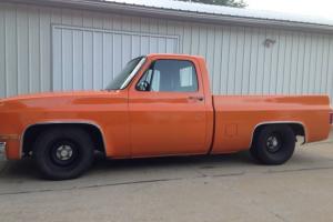 1986 GMC C-10 LS swapped 5.3/4l60e  Slammed.