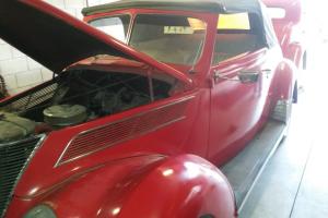 1937 ford, cabriolet, convertible, rhd, hot rod, barn find, old chool hot rod,