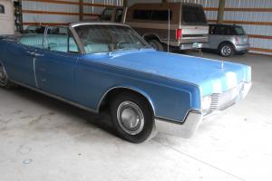 1966 LINCOLN CONTINENTAL CONVERTIBLE ,1 OWNER ,PROJECT ,RUNS EXLNT,LOW RESERVE Photo