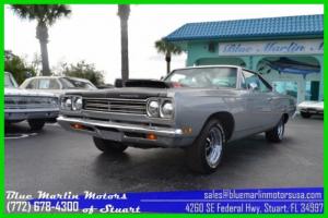 440 six pack V8 Auto muscle car Roadrunner Photo