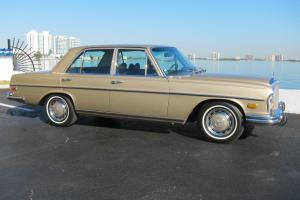 VERY ORIGINAL ONLY 72K ACTUAL MILES COLD A/C SUNROOF W108 BEAUTIFUL Photo