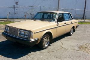 1984 Volvo DL Base Sedan 4-Door Clean Original Photo