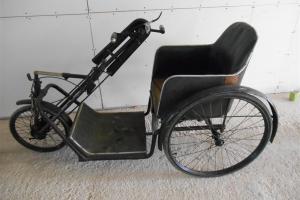 Vintage invalid carriage "BARN FIND" in full working order Photo