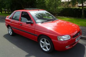 FORD ESCORT 1.6 LX. ONLY 47,531 MILES. 1 PREVIOUS KEEPER. TIMEWARP CONDITION